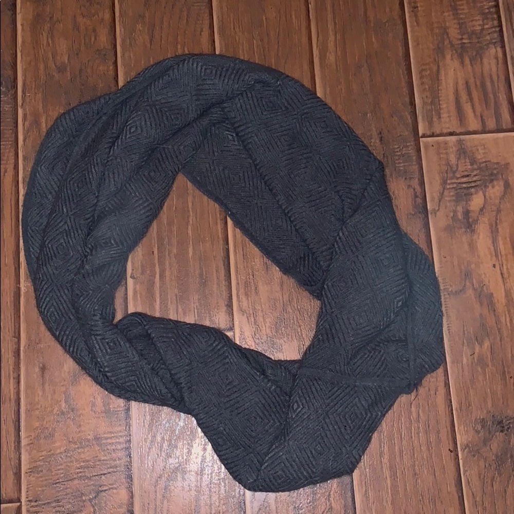 Gray infinity scarf